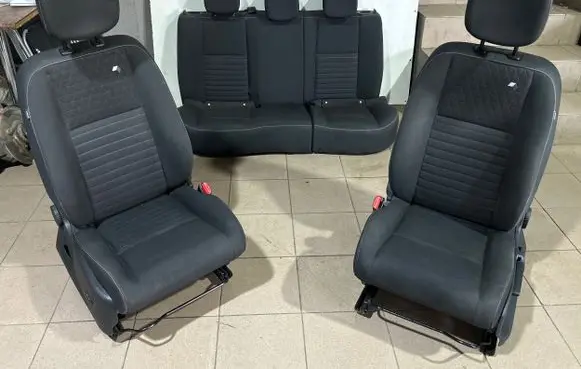 Seat set