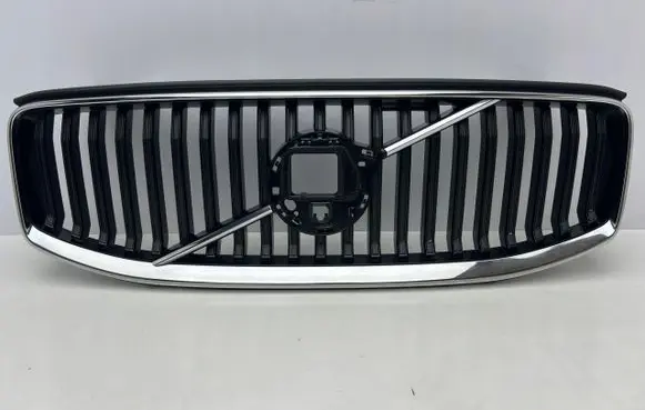 Volvo XC60 Front bumper upper radiator grill 32234984