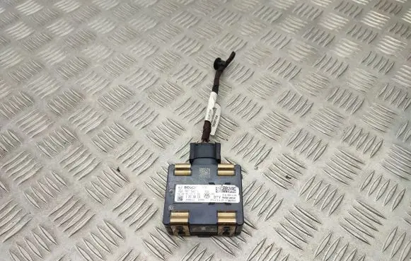 Volkswagen PASSAT B8 Distronic sensor radar 3Q0907561B 0203300334