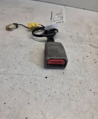 KIA Sorento Front seatbelt buckle Y3071L