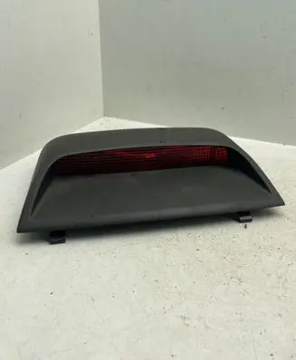 Toyota Avensis T250 Third/center stoplight 0547