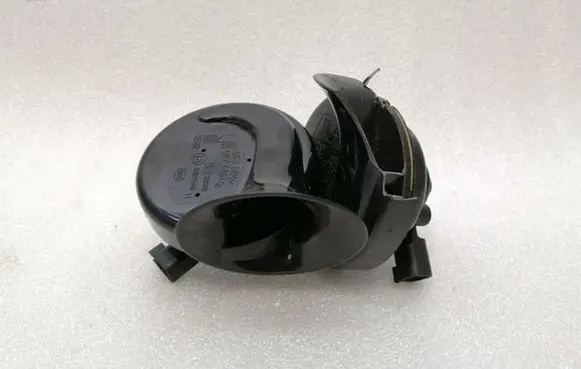 Tesla Model 3 Horn signal 148694300A