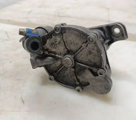 Volvo S80 Vacuum pump 074145100D