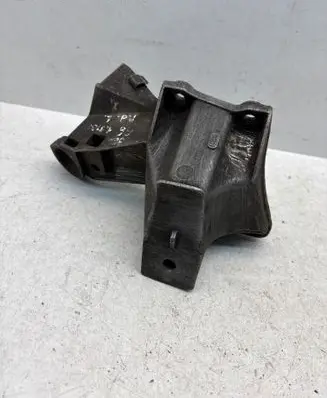 Audi A6 S6 C4 4A Gearbox mounting bracket 4A0399114C