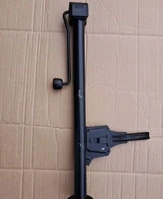 Mercedes-Benz W123 Lift Jack 1235830915