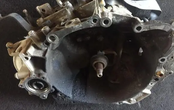 Citroen Berlingo Manual 5 speed gearbox 20ch46