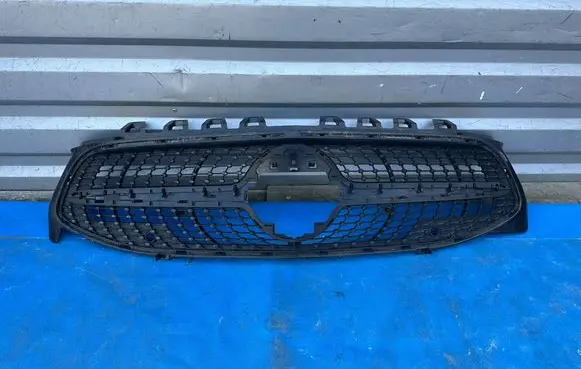 Mercedes-Benz CLA C118 X118 Front grill 1188880000