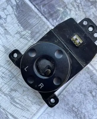Hyundai Sonata Wing mirror switch 202005064