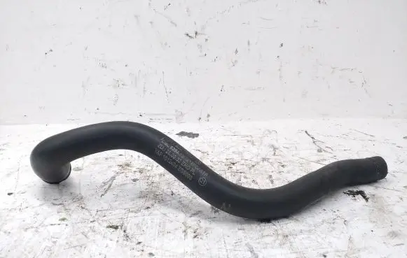 Mercedes-Benz CLS C219 Engine coolant pipe/hose A2118327794