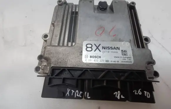 Nissan X-Trail T32 Engine control unit/module 23710HX44A 0281032229 1039S85626