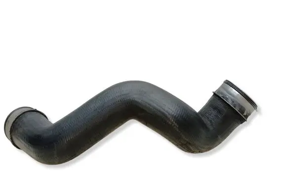 Volkswagen PASSAT B5.5 Intercooler hose/pipe 3B0145834N