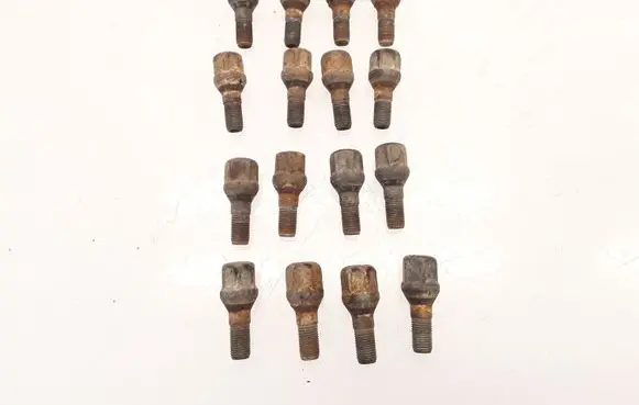 Peugeot 306 Nuts/bolts 