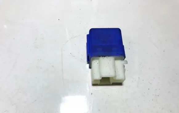 Nissan X-Trail T30 Other relay 2523079981