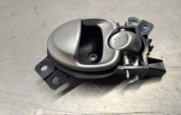 Mitsubishi i-MiEV Front door interior handle 