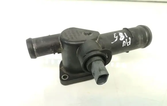Audi A3 S3 A3 Sportback 8P Engine coolant pipe/hose 06A121133AL 06A919501A