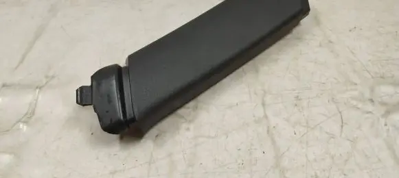 (C) pillar trim
