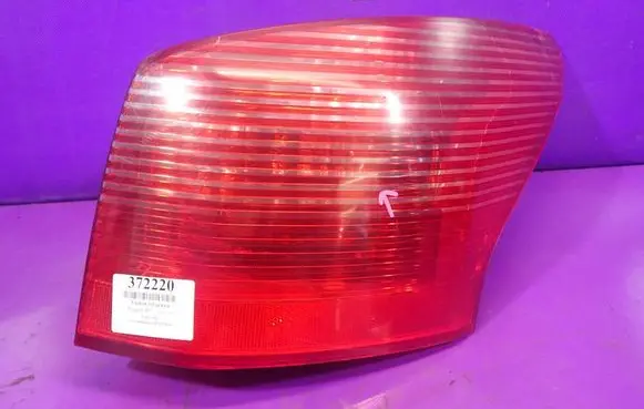 Peugeot 407 Rear/tail lights 03035