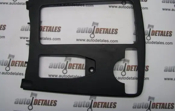 Mercedes-Benz E W212 Other center console (tunnel) element A2046800207