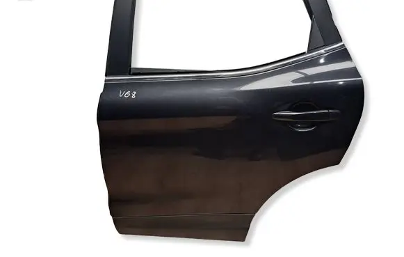 Nissan Qashqai Rear door 