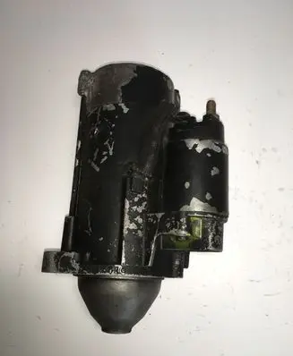 Opel Vivaro Starter motor M002T8