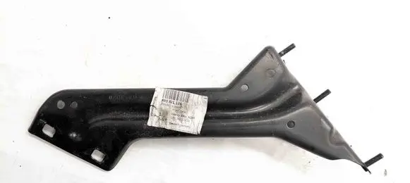 Audi Q5 SQ5 Fender mounting bracket 8R0821136