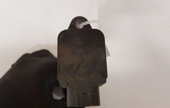 Suzuki Grand Vitara II High voltage ignition coil H6T11371 3340065J0