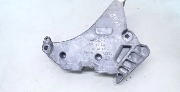 Volkswagen PASSAT B6 Engine mounting bracket 03L199207