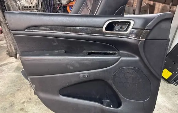 Front door card panel trim