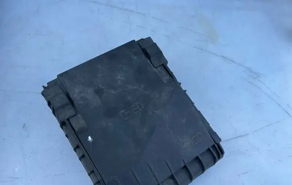 Seat Leon (1P) Fuse module 1K0937125A