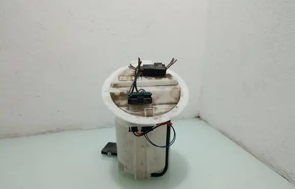 Mercedes-Benz C W204 In-tank fuel pump A2045400817