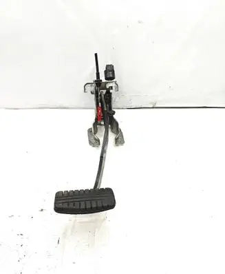 Mitsubishi Pajero Brake pedal MR334969