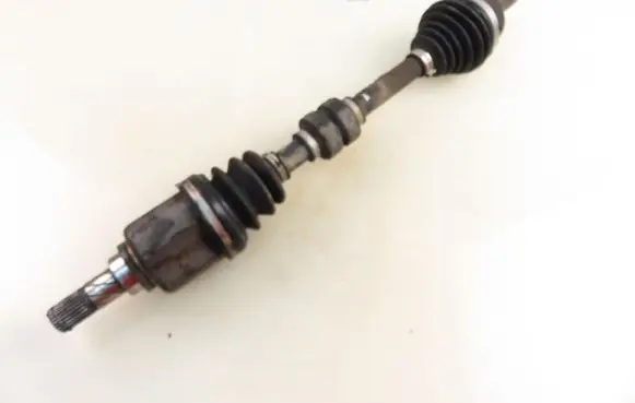 Nissan Versa Front driveshaft 