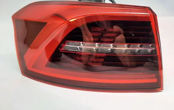 Volkswagen PASSAT B8 Rear/tail lights 3G9945207K