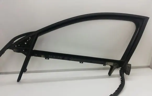 Audi A6 S6 C6 4F Front door window/glass frame 4F0837629B