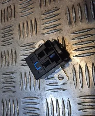 Mercedes-Benz E W212 Fuse 000000006967