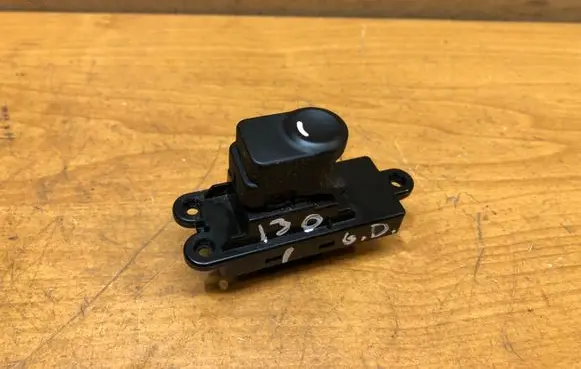 Hyundai i30 Electric window control switch