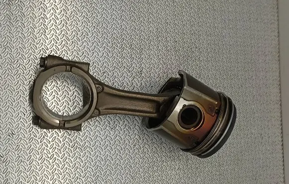 Fiat Ducato Piston with connecting rod 12816067 F1AGL411B