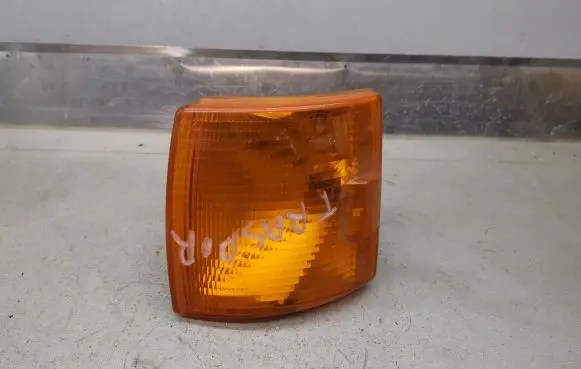 Volkswagen Transporter - Caravelle T4 Front indicator light 701953049