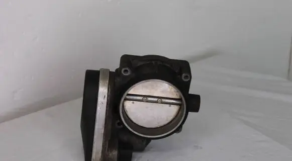 BMW X5 E53 Throttle valve 1435959