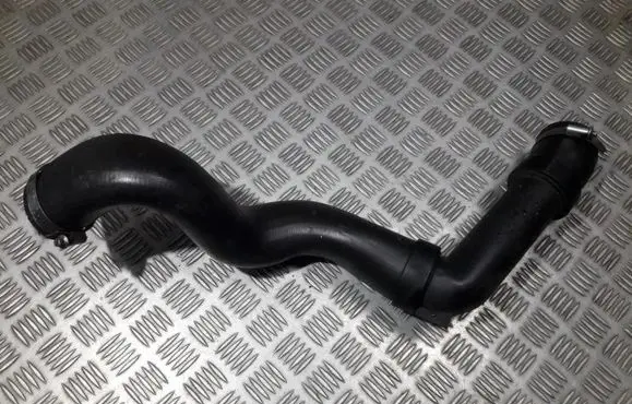 Peugeot 406 Intercooler hose/pipe 724055