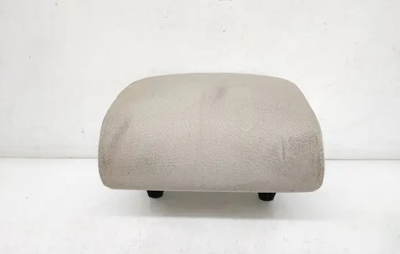 Skoda Octavia Mk3 (5E) Rear seat headrest 