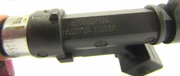 Dacia Sandero Fuel injector 0280158034