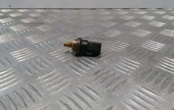 Coolant temperature sensor