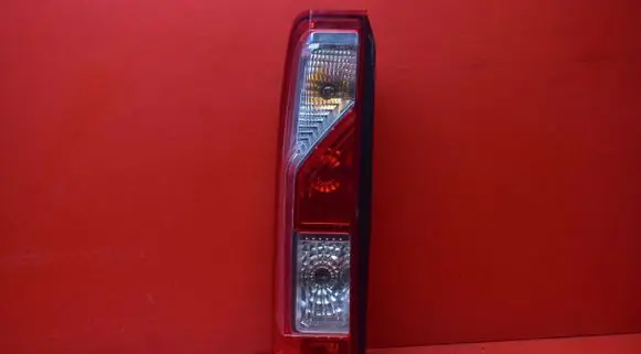 Opel Movano B Rear/tail lights
