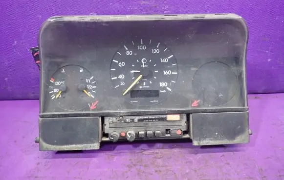 Mercedes-Benz Sprinter W901 W902 W903 W904 Speedometer (instrument cluster) 