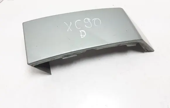 Volvo XC90 Rear/tail light trim molding 8620820
