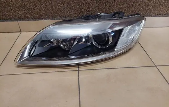 Audi Q7 4L Headlight/headlamp 4L0941029B