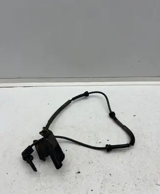 Renault Trafic III (X82) ABS brake wheel speed sensor 479108892R 93868517