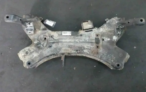 Hyundai ix35 Front axle beam 62401-2Y300 IMPRK1274528