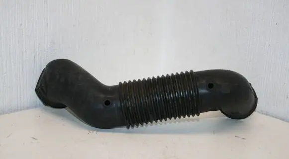 Audi A6 S6 C4 4A Air intake hose/pipe 4A0903655